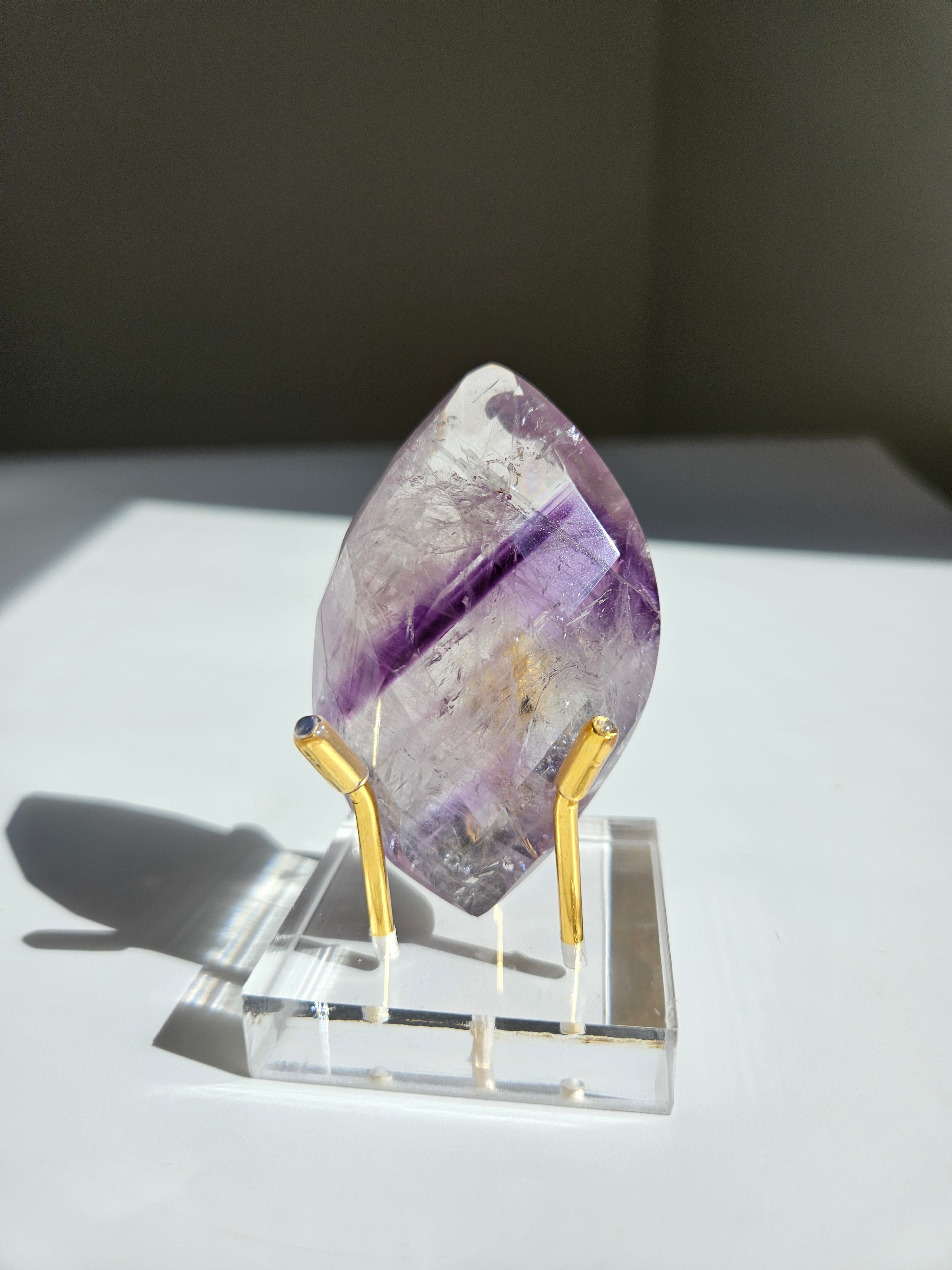 Amethyst Faceted 004