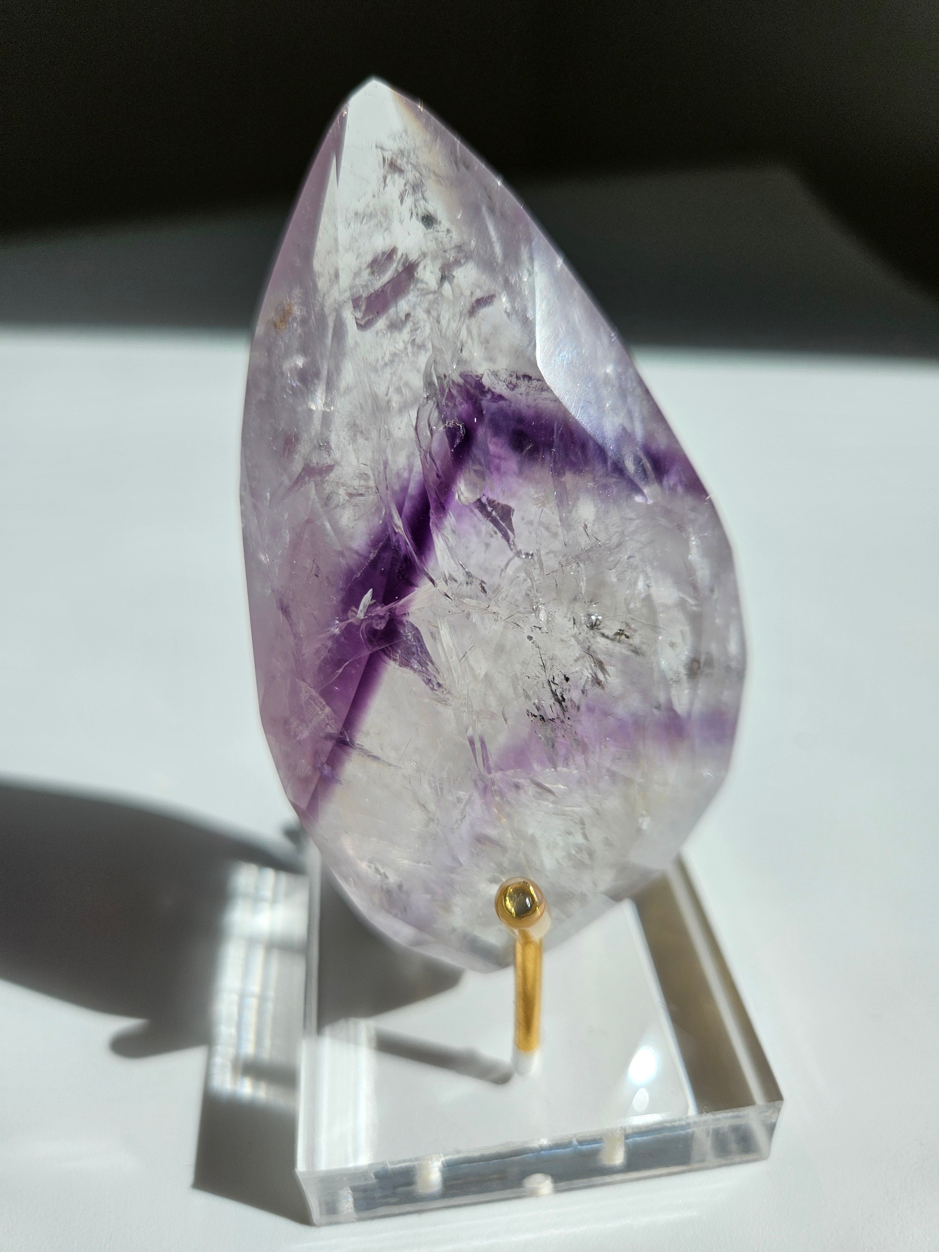 Amethyst Faceted 006