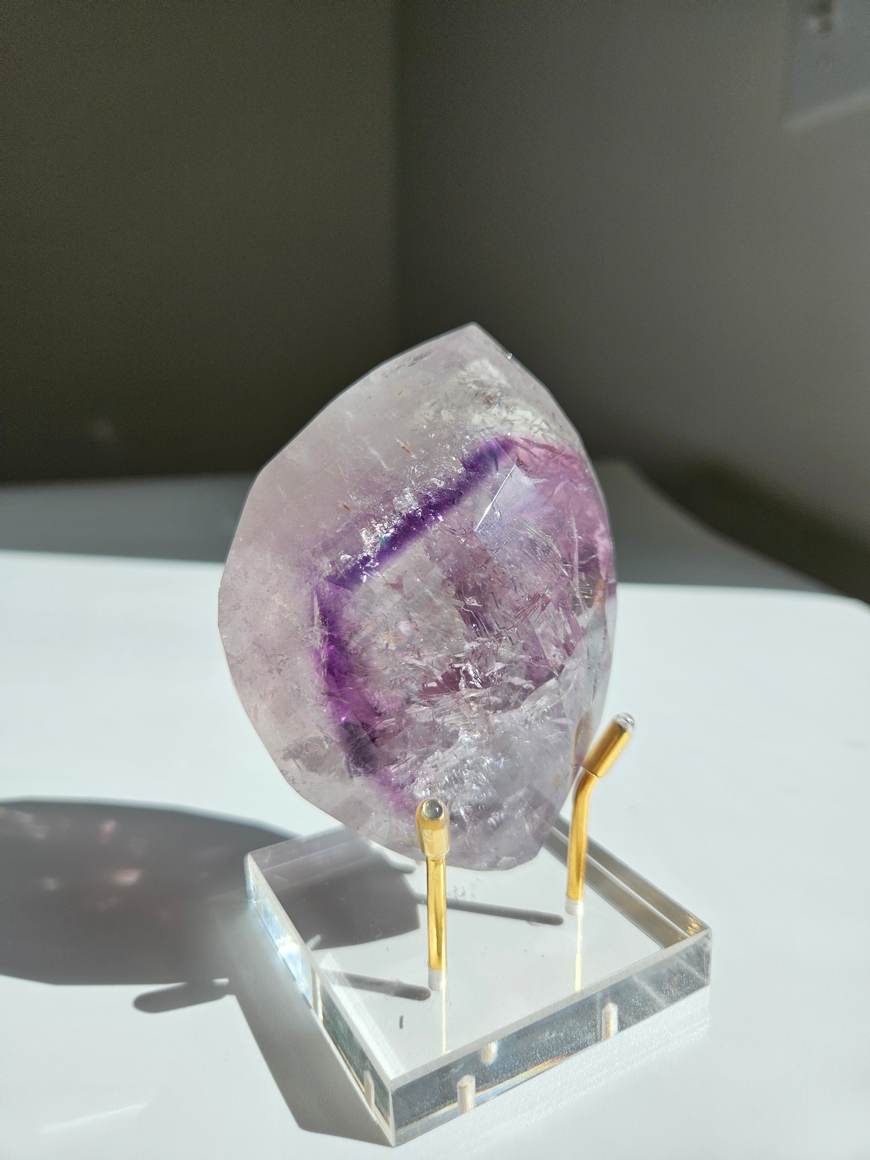 Amethyst Faceted 008