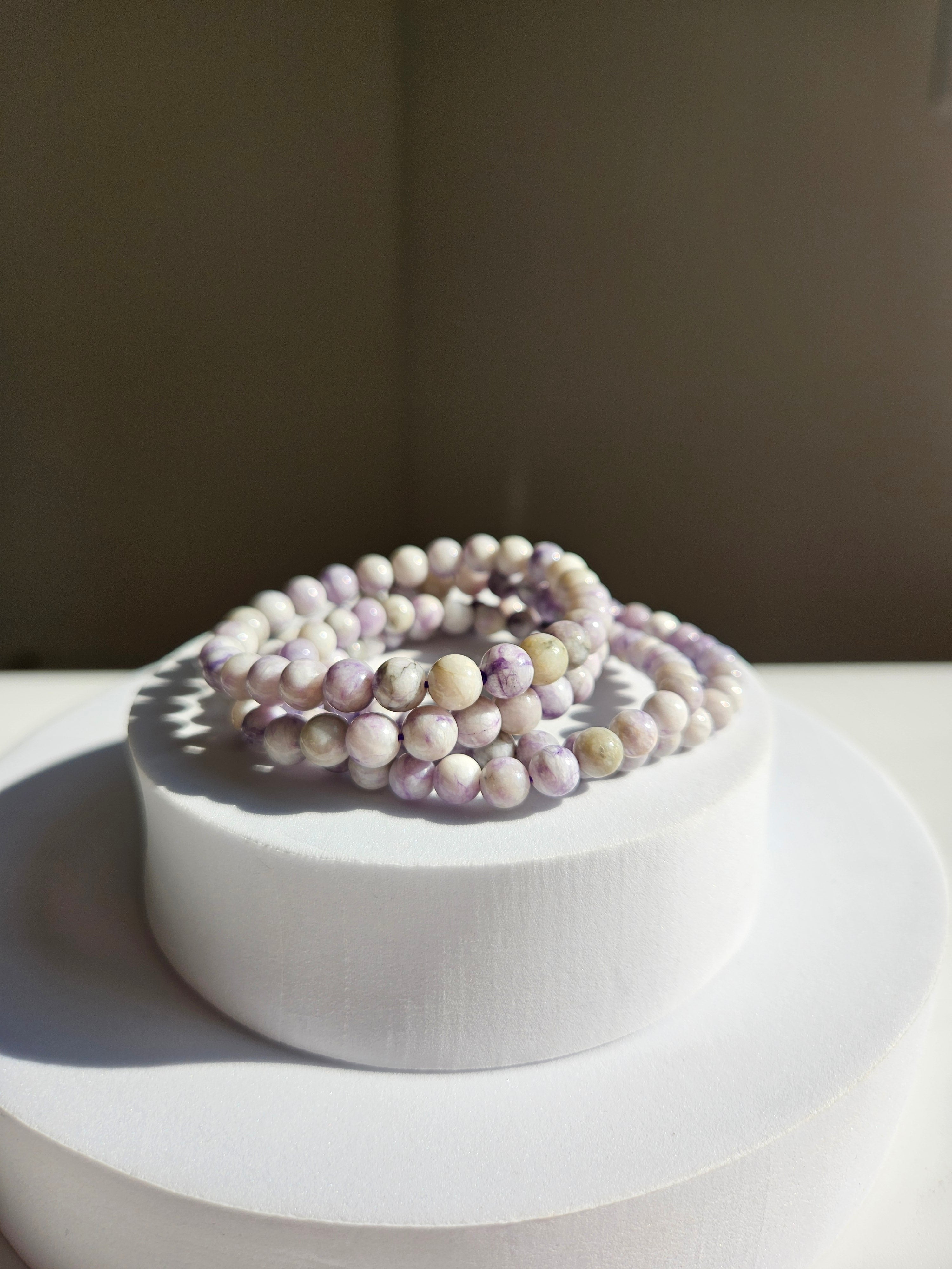 Lavender Agate bracelet | 6mm