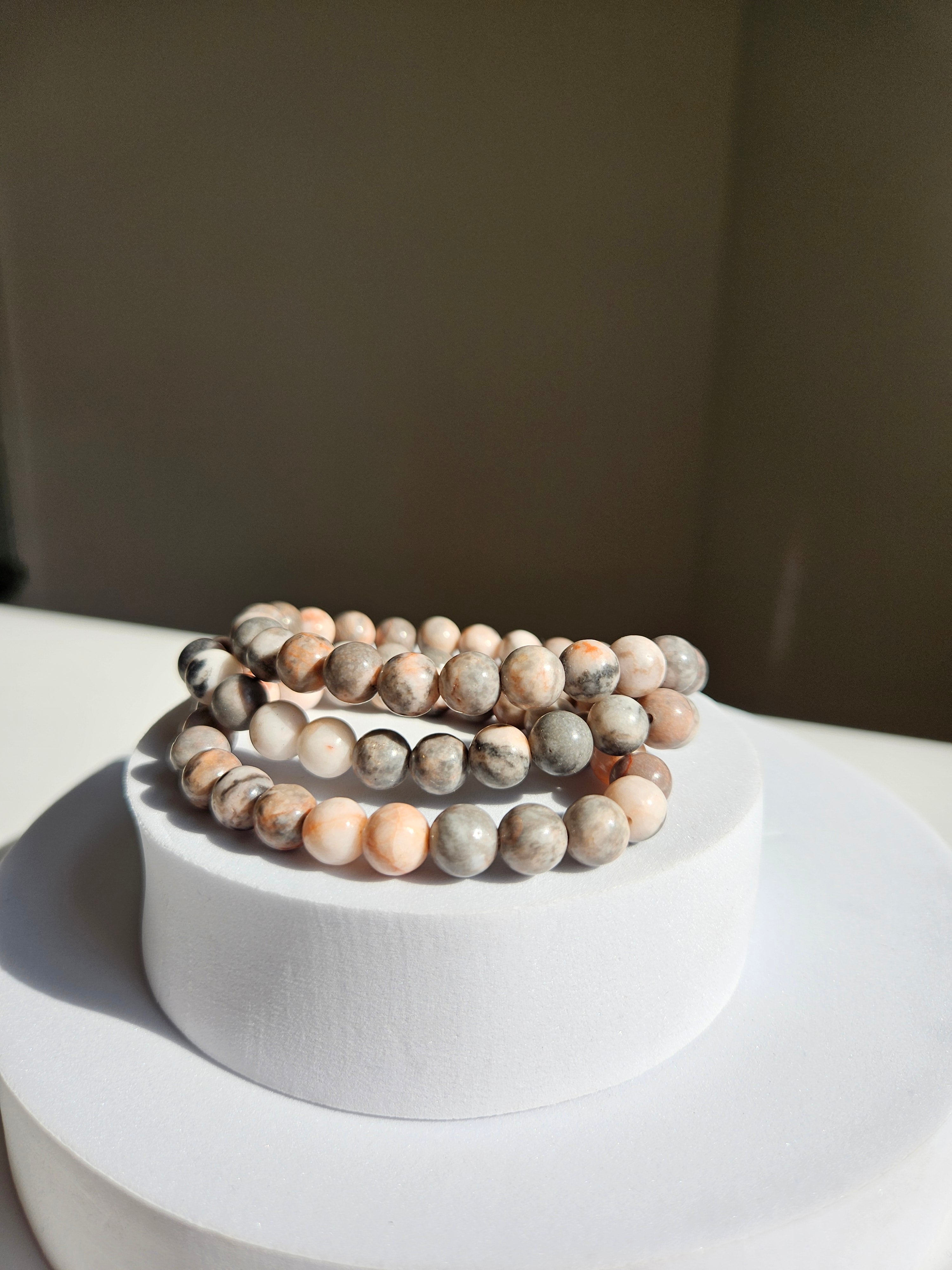 Moody Peach Agate bracelet | 8mm