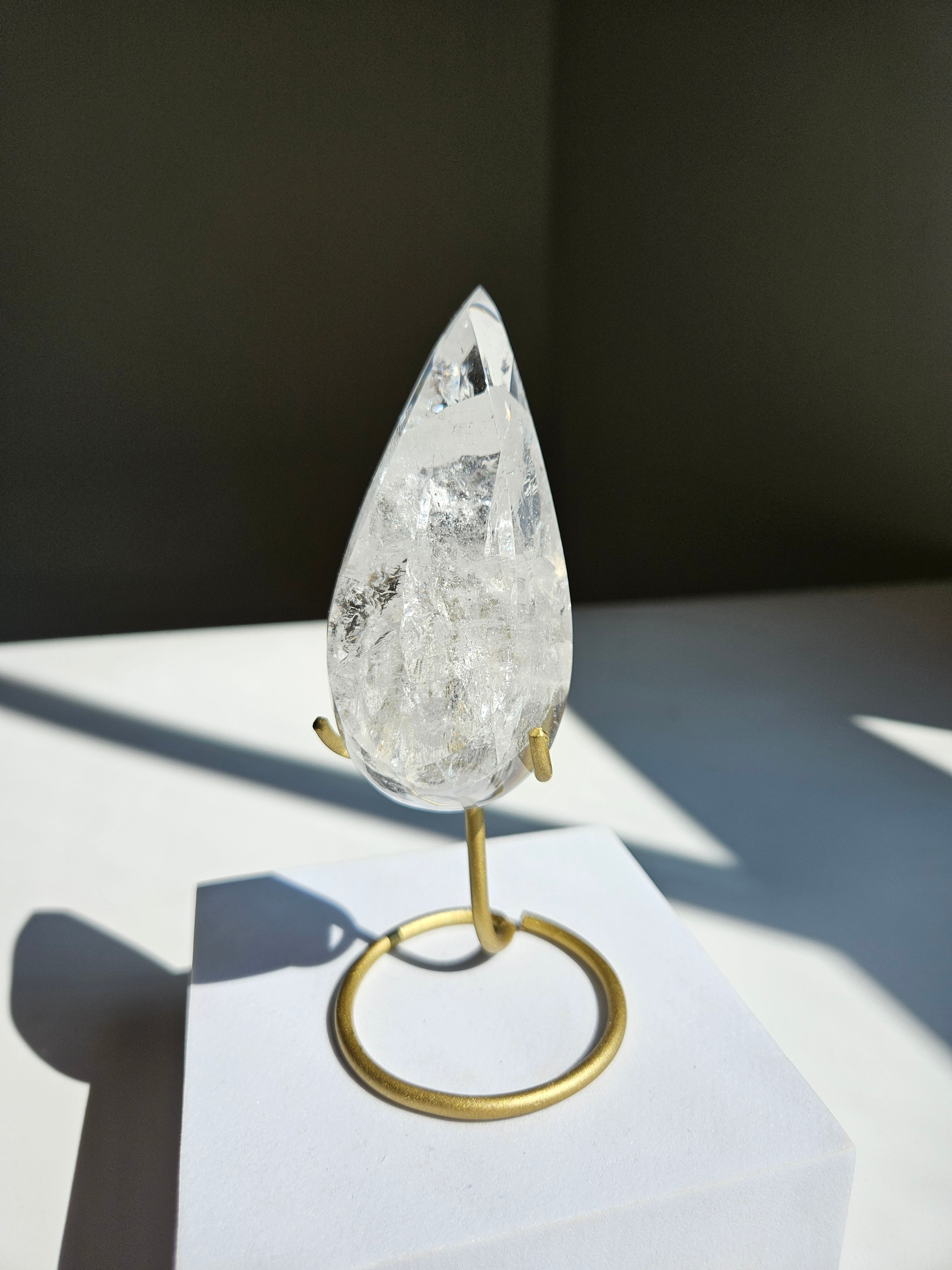 Quartz Teardrop 004