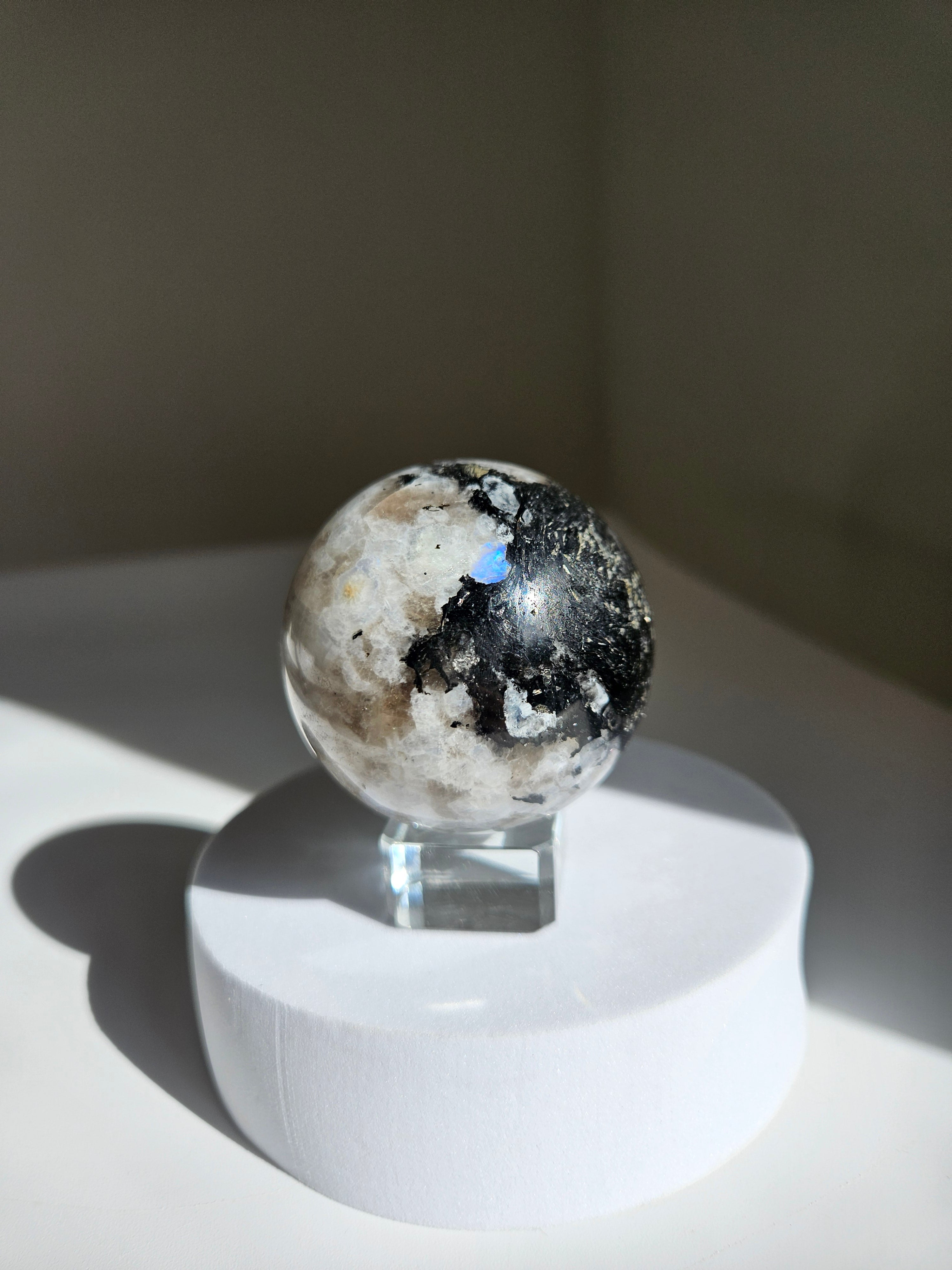 Moonstone Sphere 001