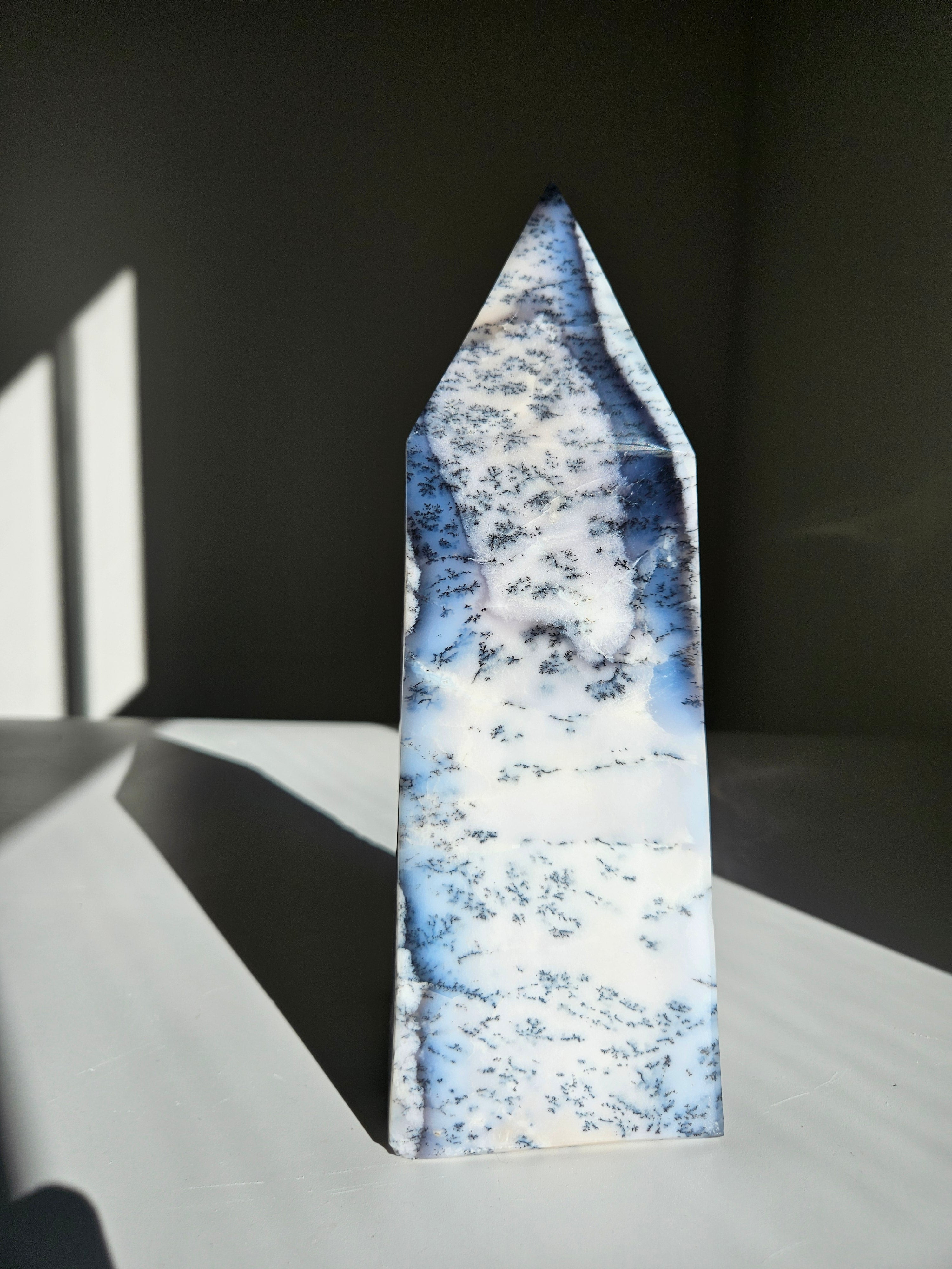 Dendritic Opal Tower 001