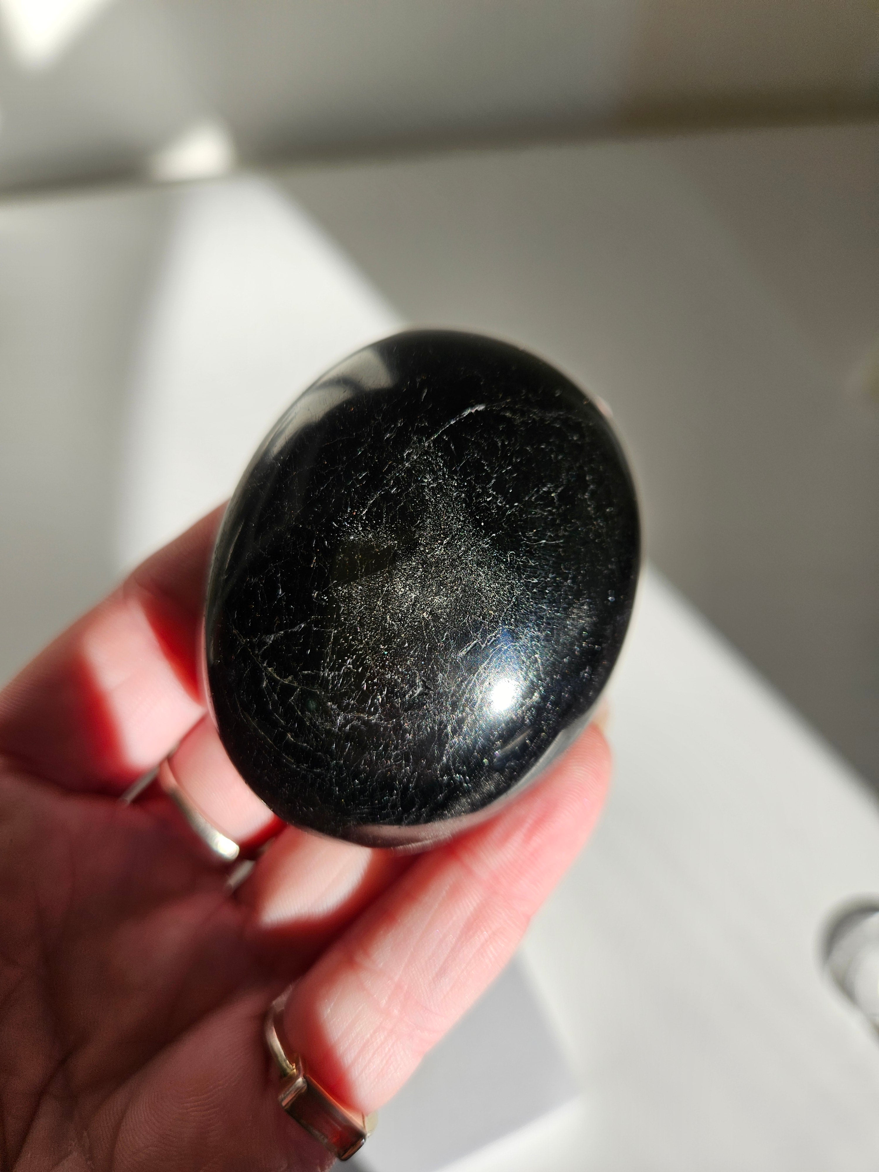 Black Tourmaline Palmstone 003