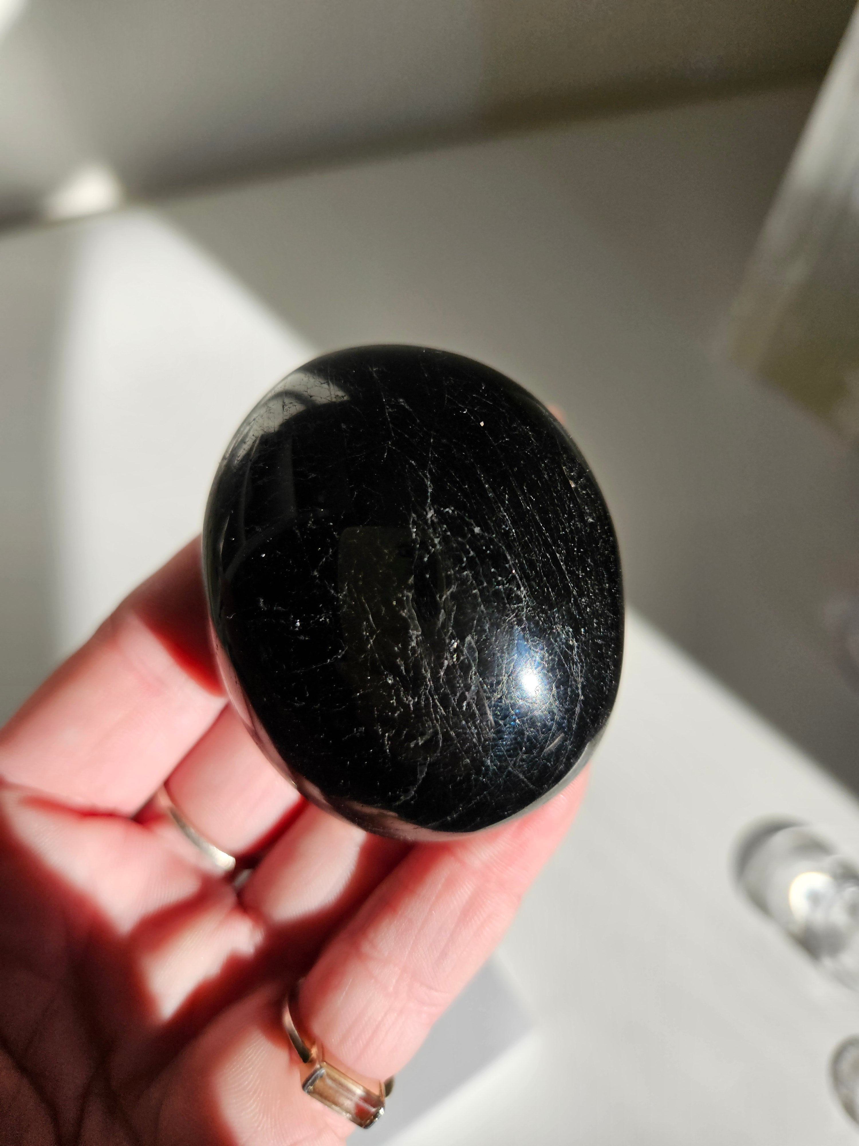 Black Tourmaline Palmstone 005