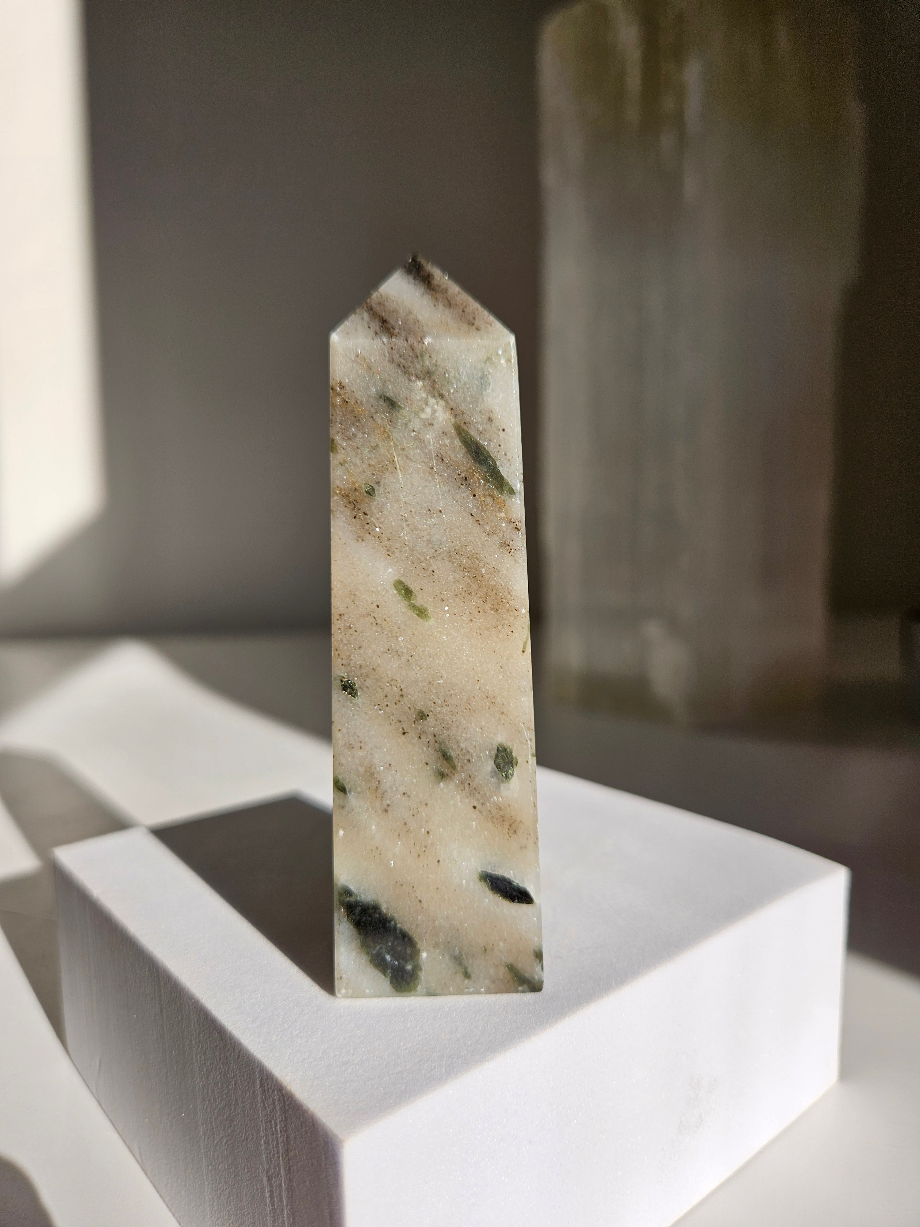 Green Tourmaline Tower 004