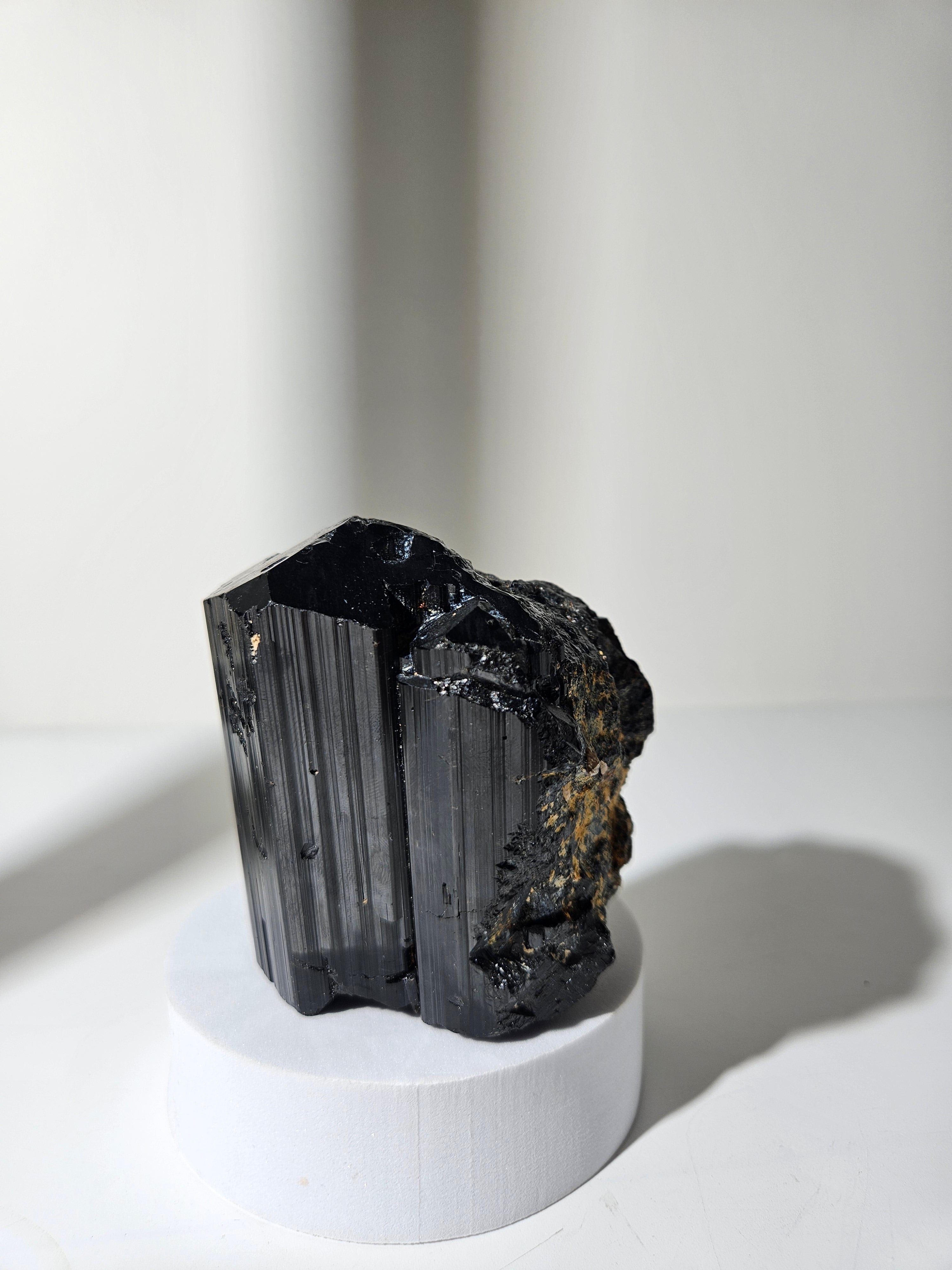 HQ Black Tourmaline 003