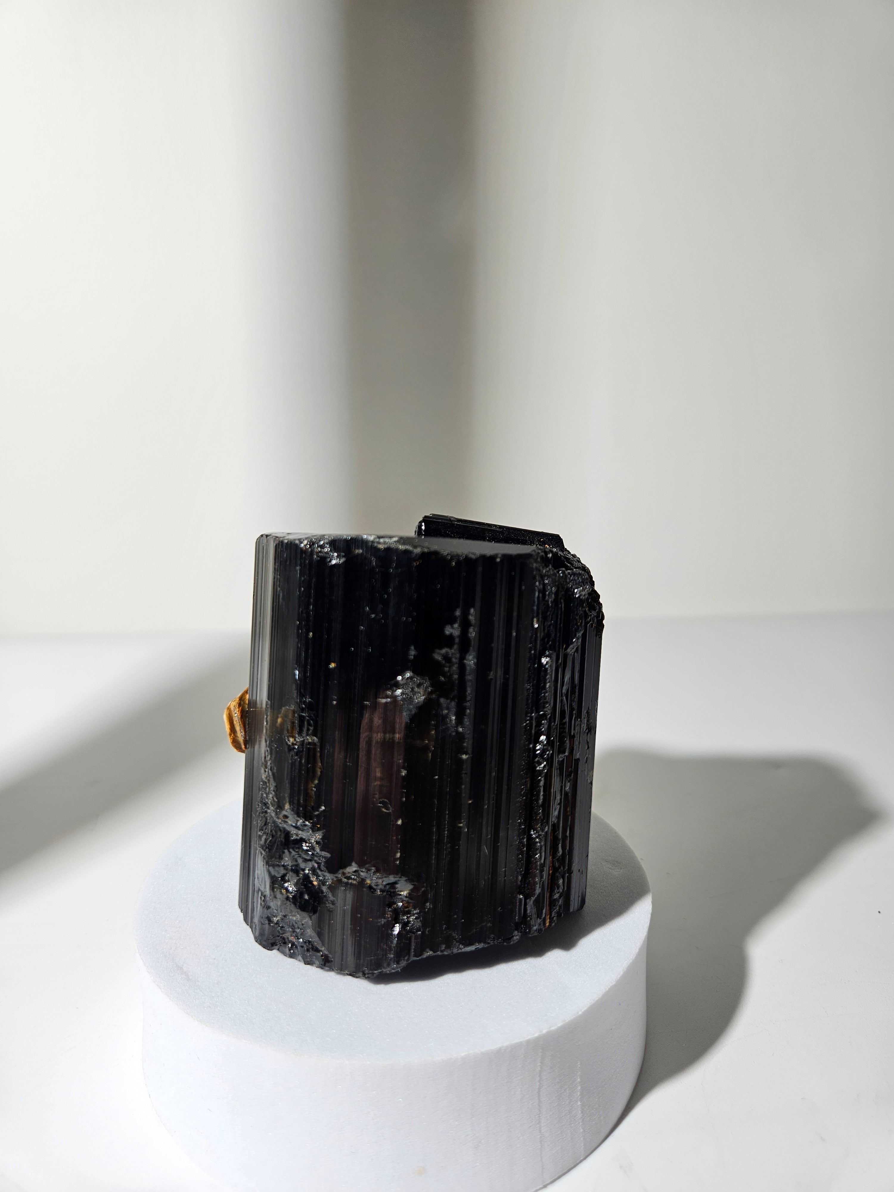 HQ Black Tourmaline 004