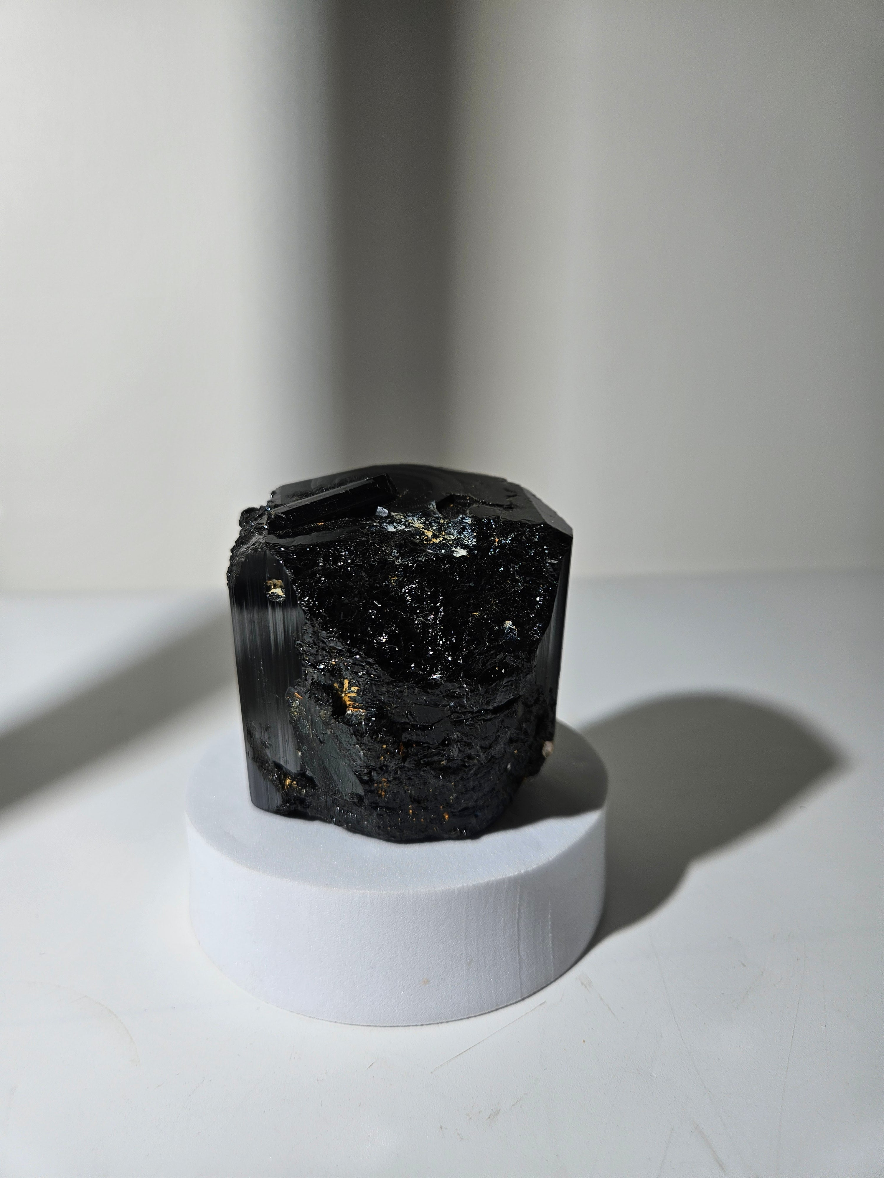 HQ Black Tourmaline 004