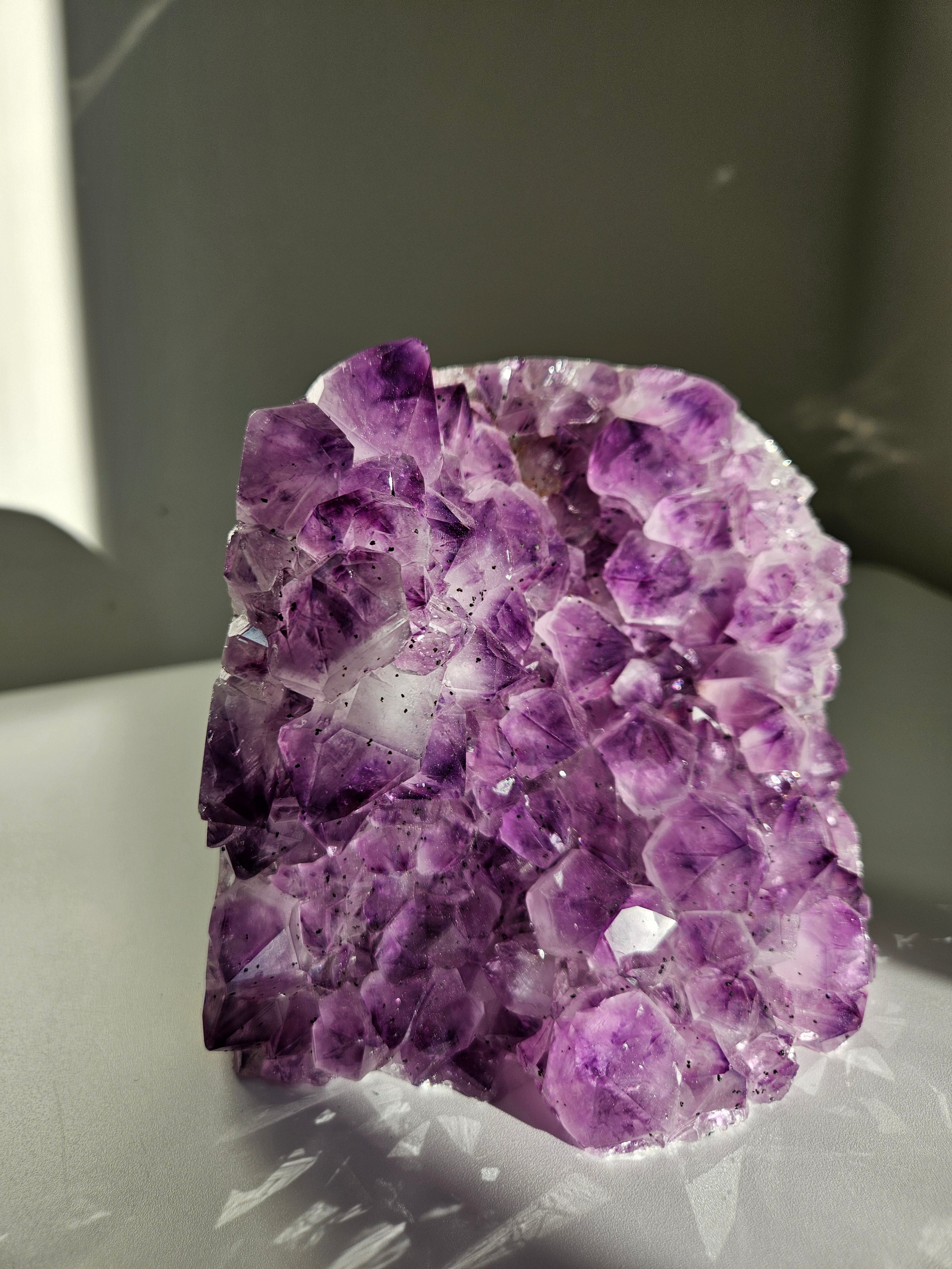 Amethyst with Hollandite Statement 001