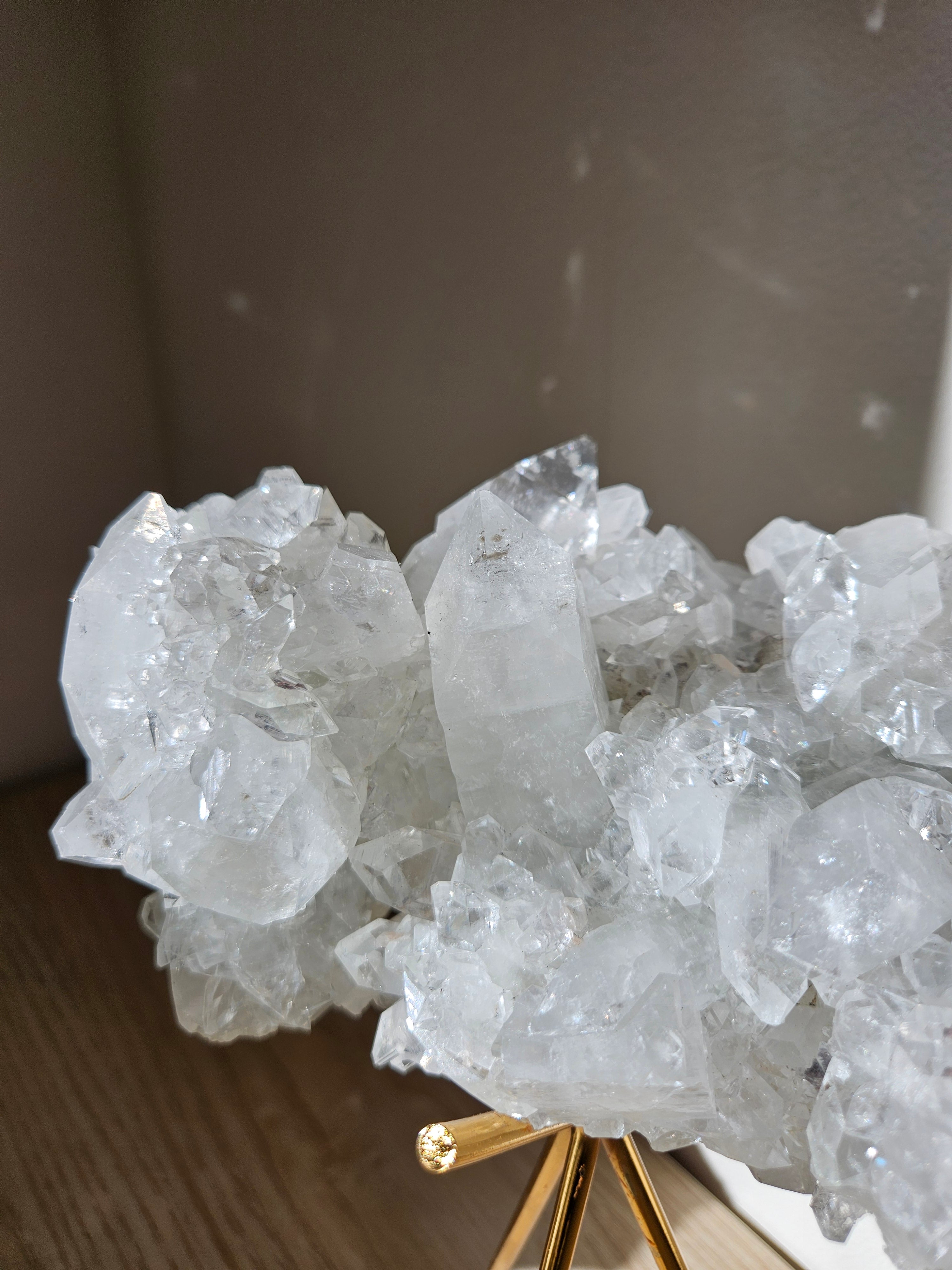 Apophyllite 024