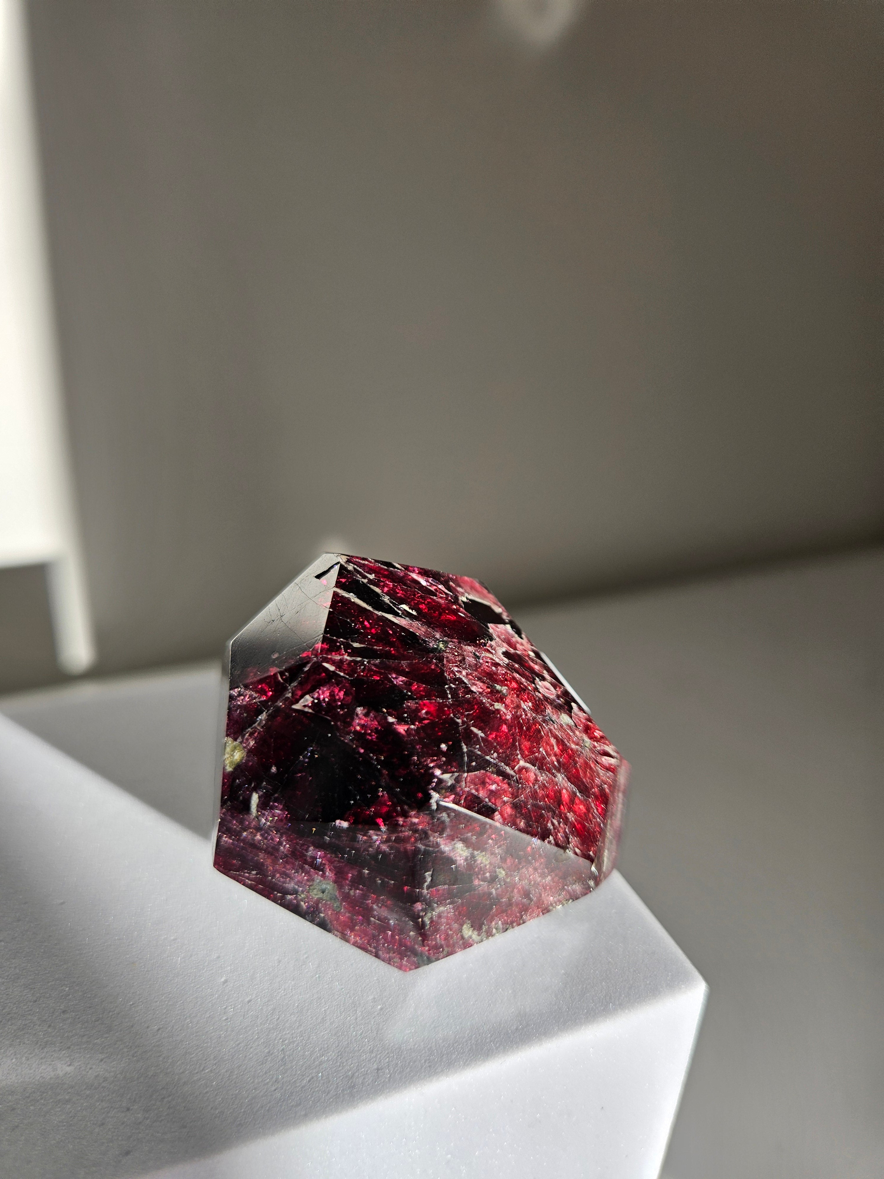 Garnet freeform 003