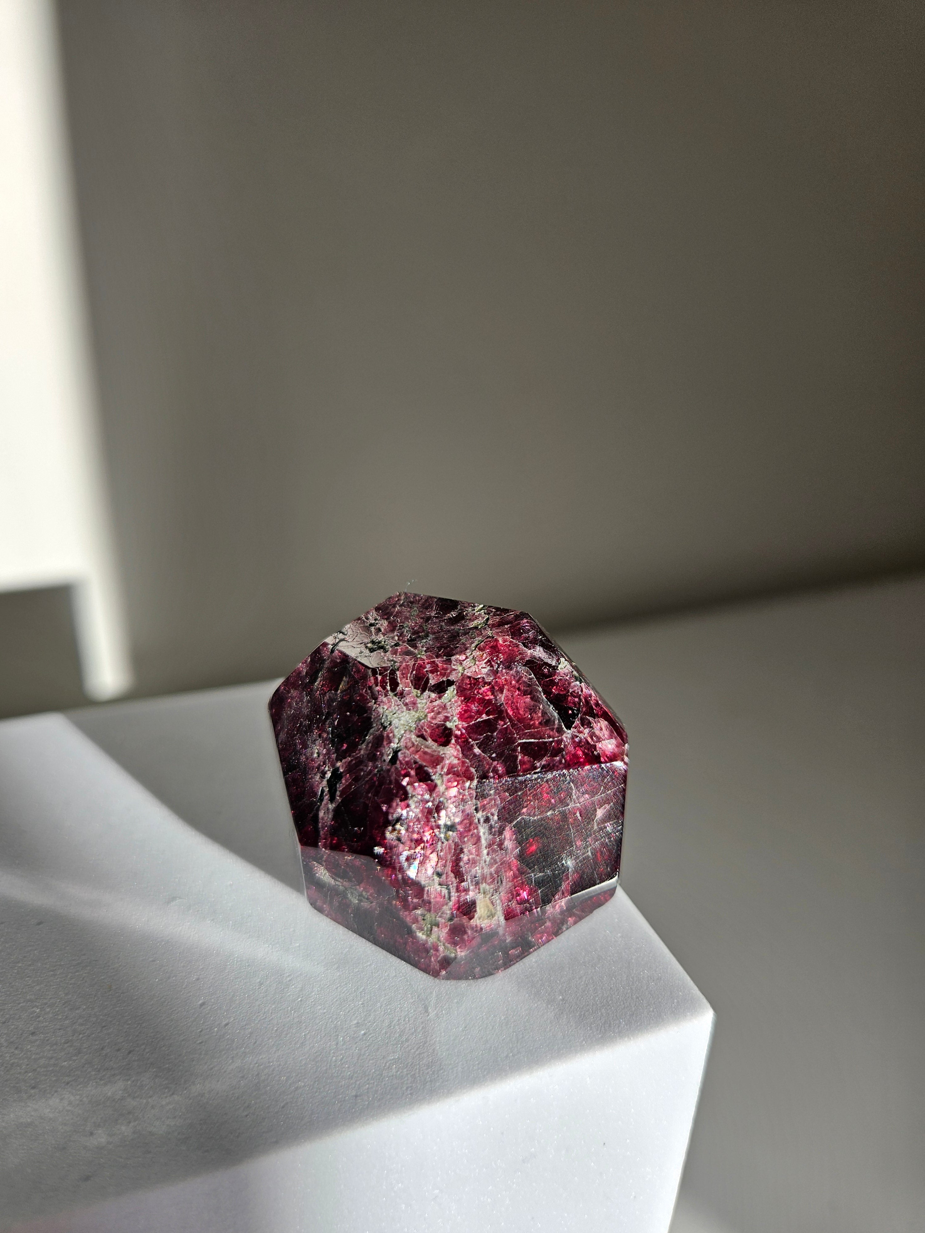 Garnet freeform 004