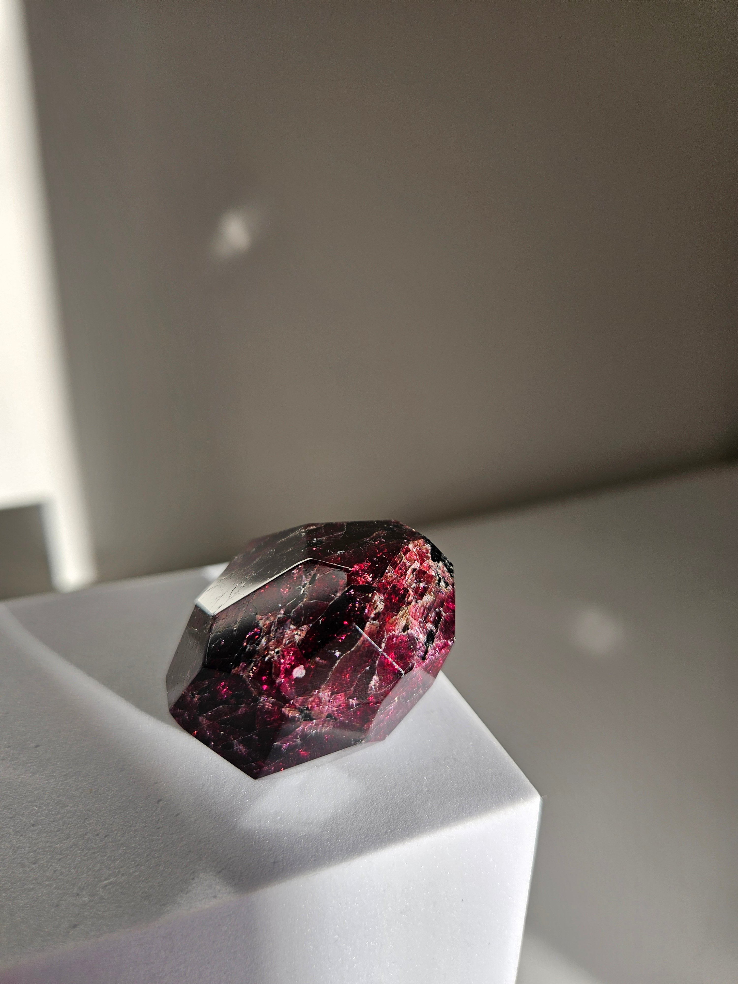 Garnet freeform 005