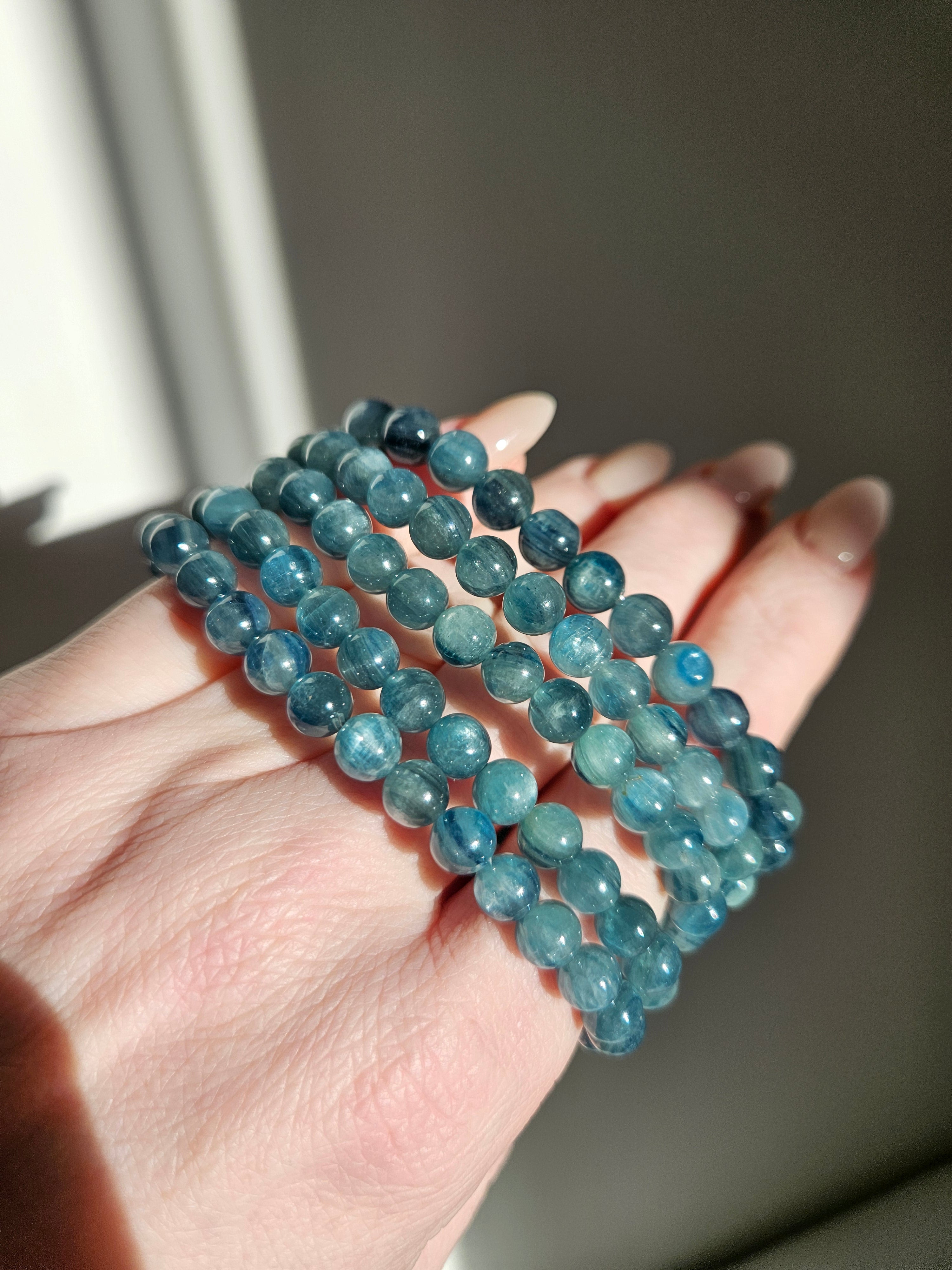 Teal Kyanite Bracelet | 6mm