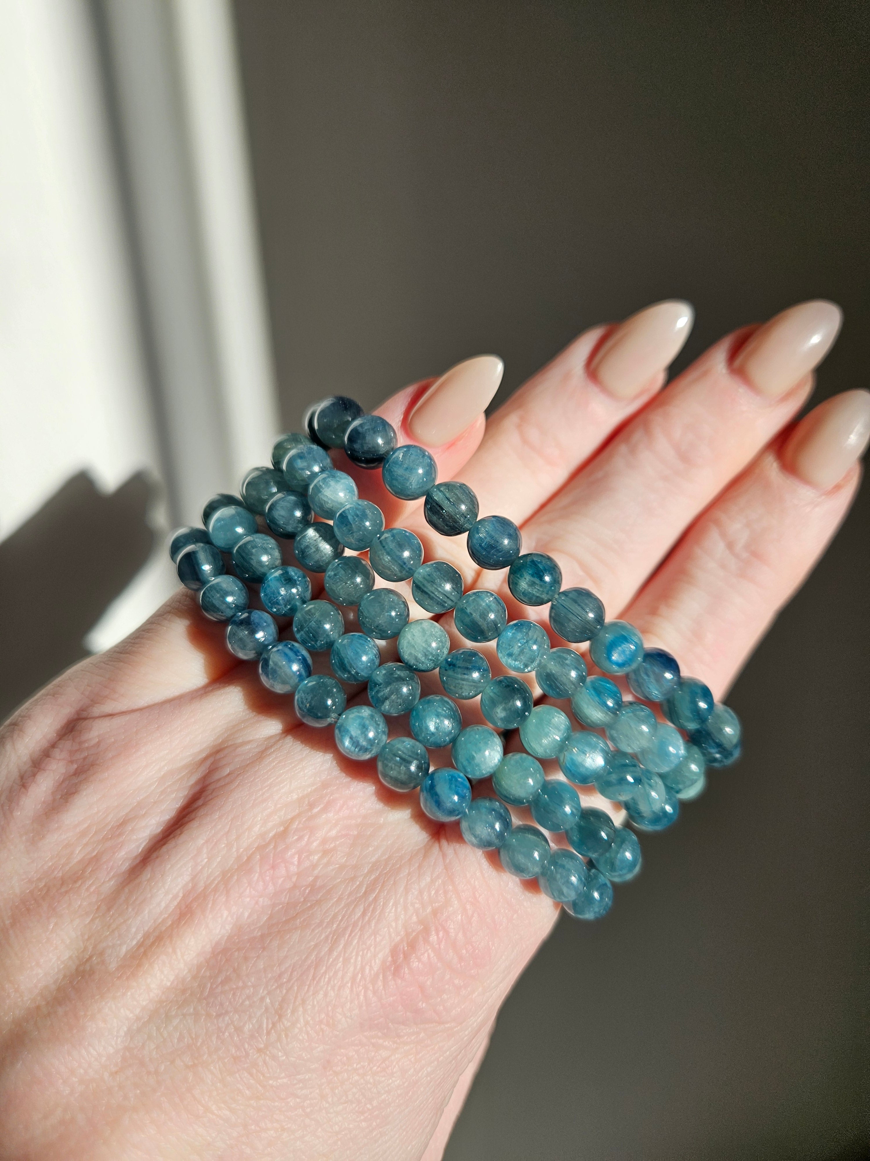 Teal Kyanite Bracelet | 6mm