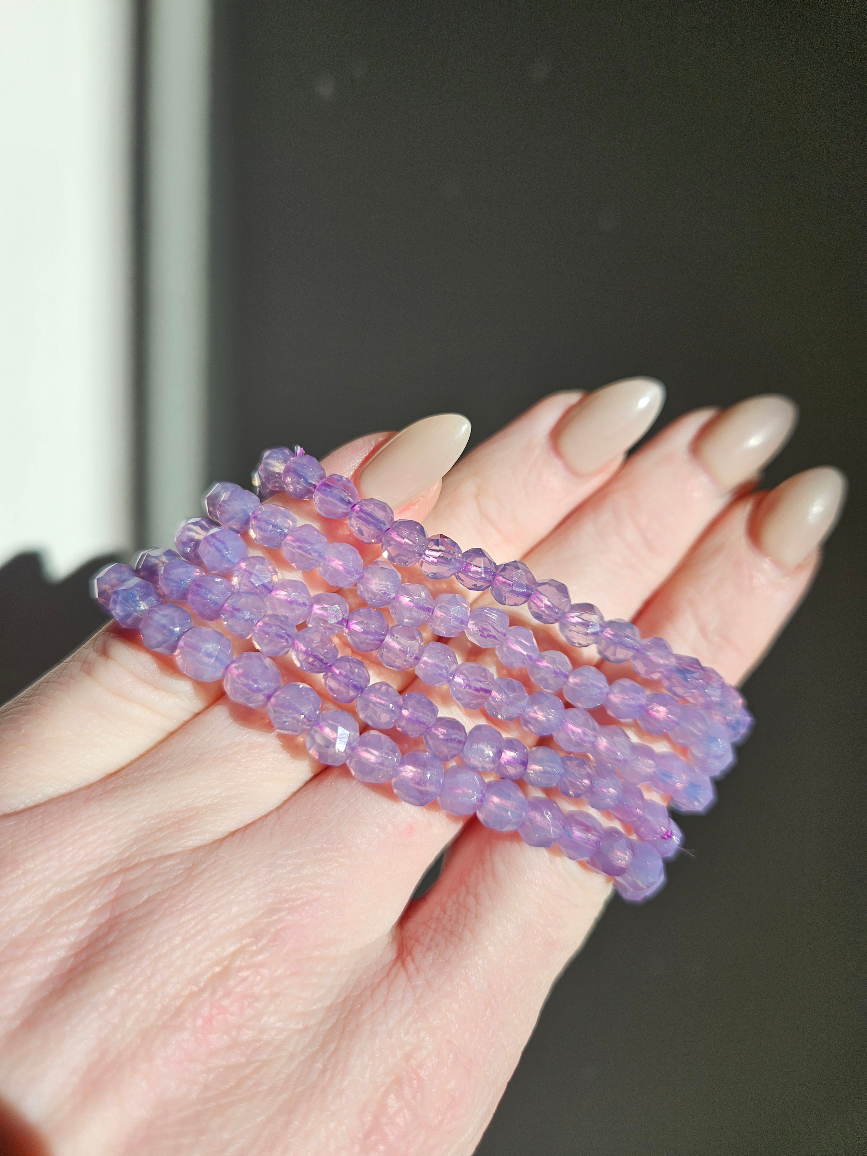 Lavender Quartz bracelet | 5mm