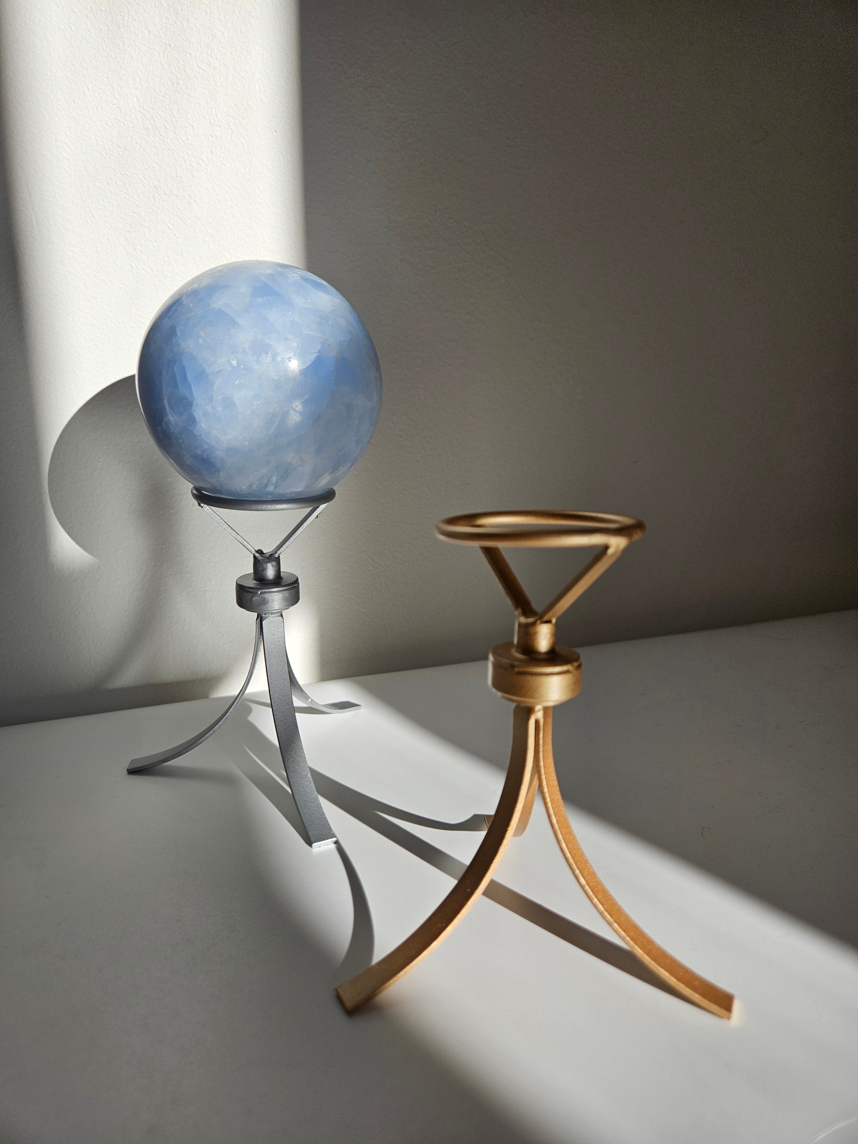 Spinning Sphere Stand