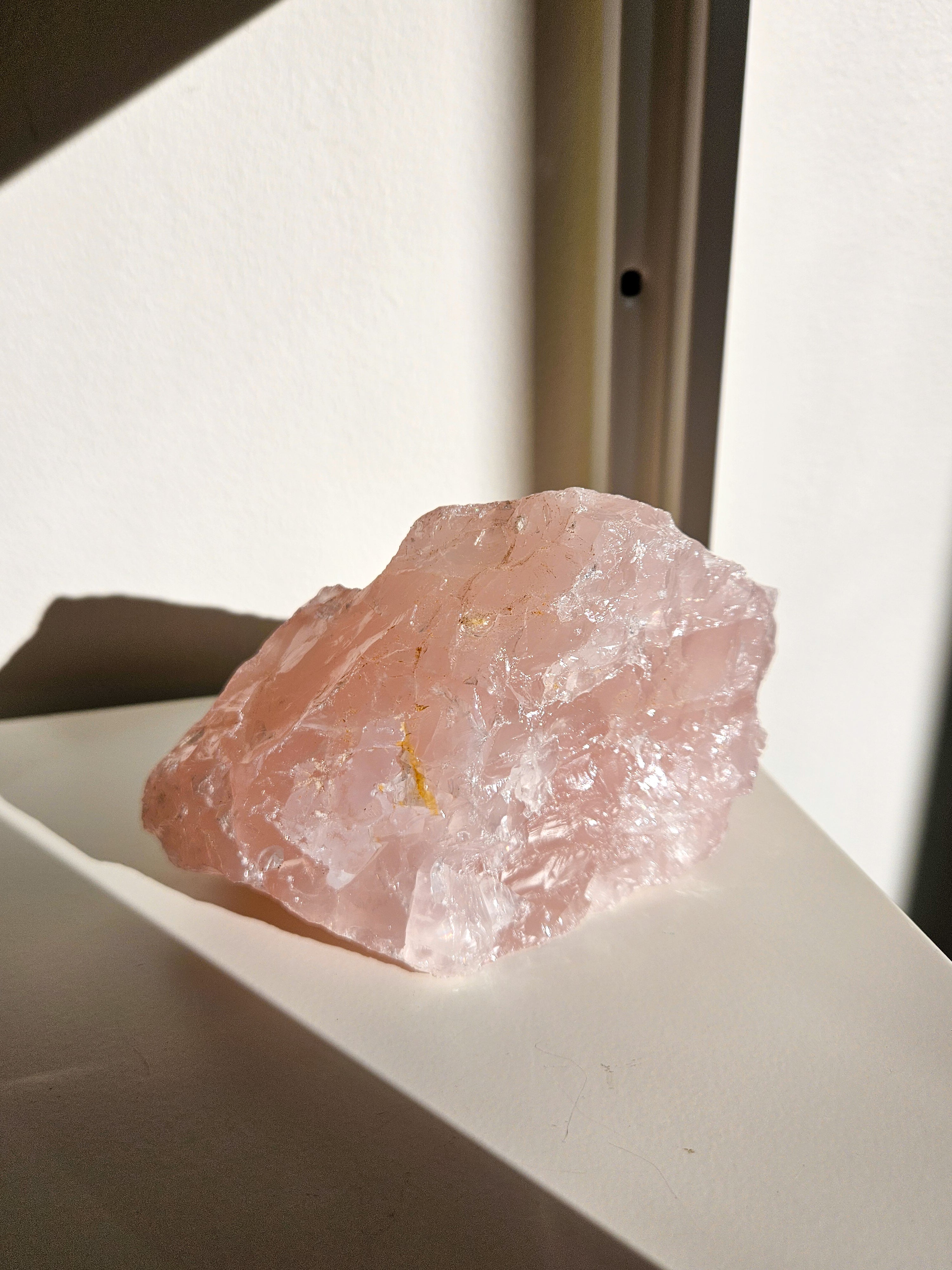 Raw Rose Quartz 001