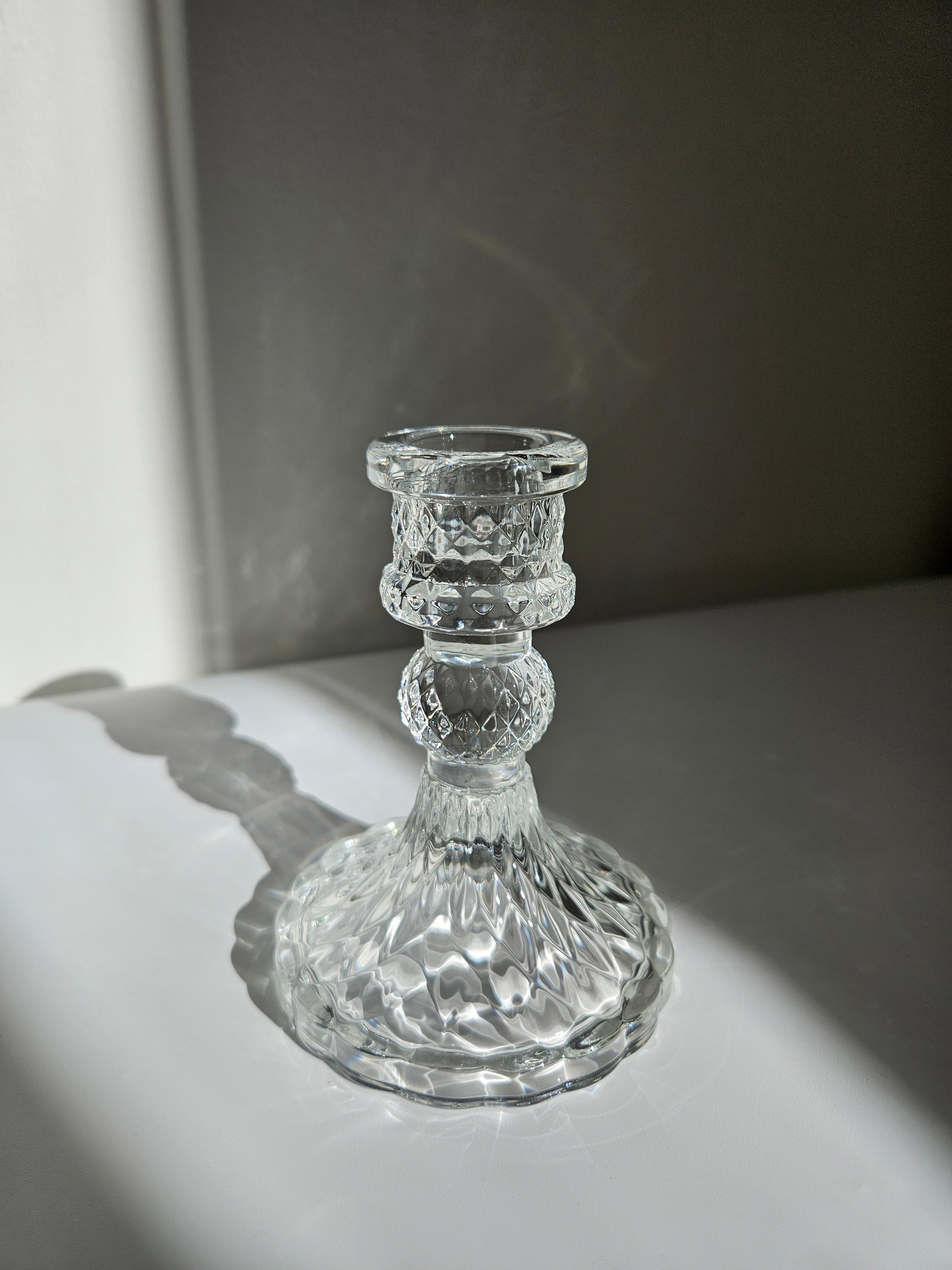 Fancy Glass Sphere Stand | large