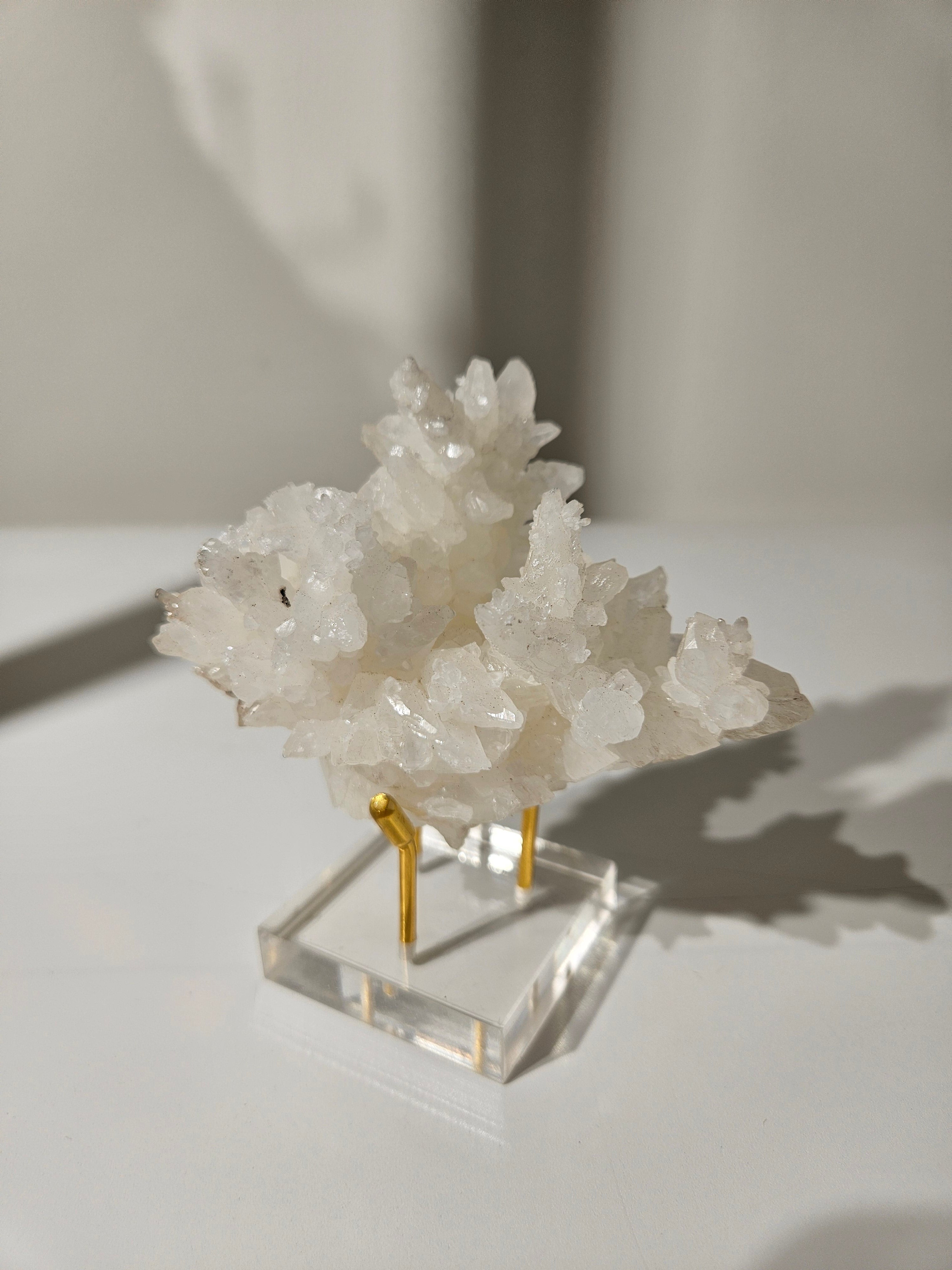 White Aragonite 004