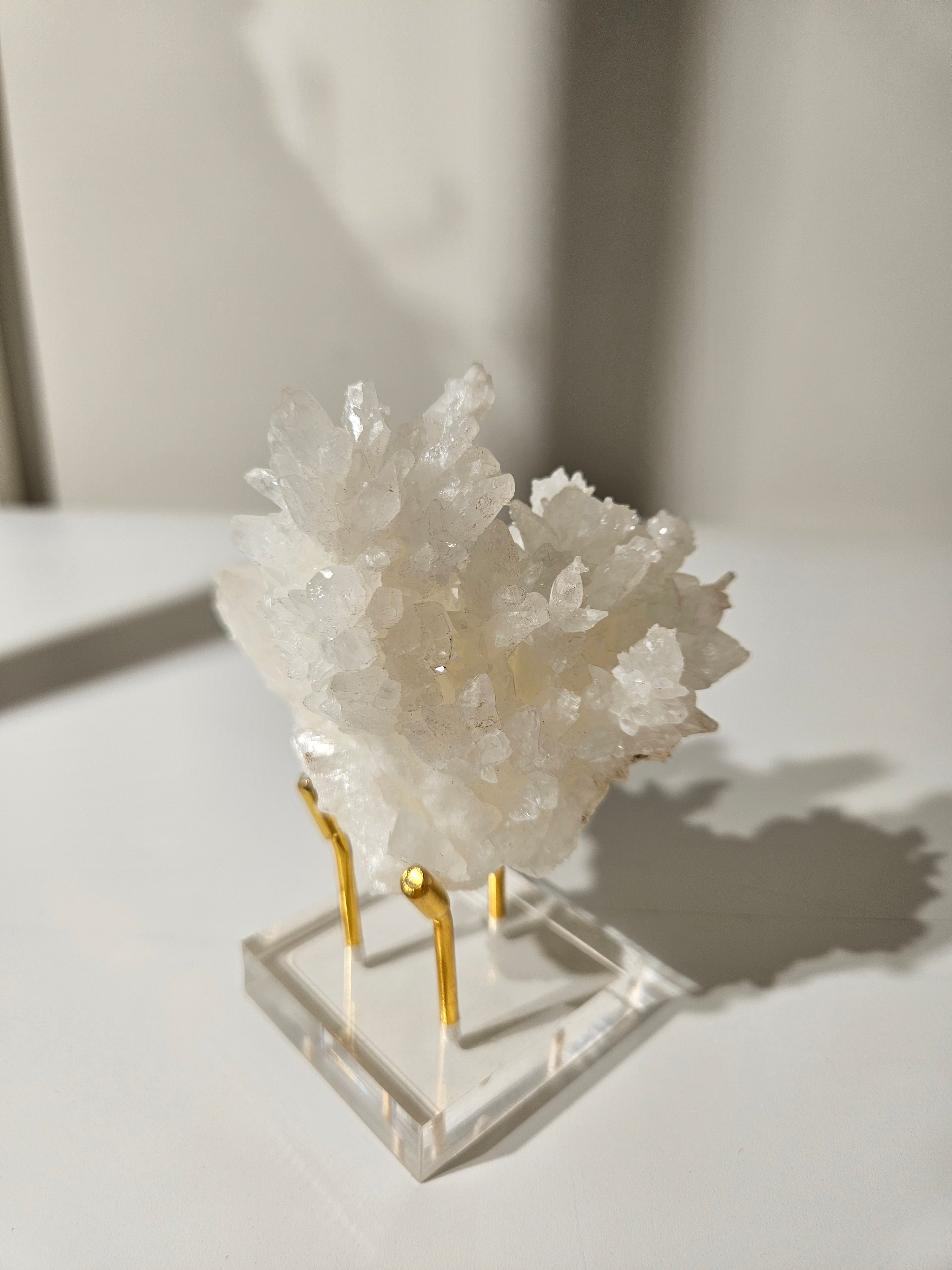 White Aragonite 004