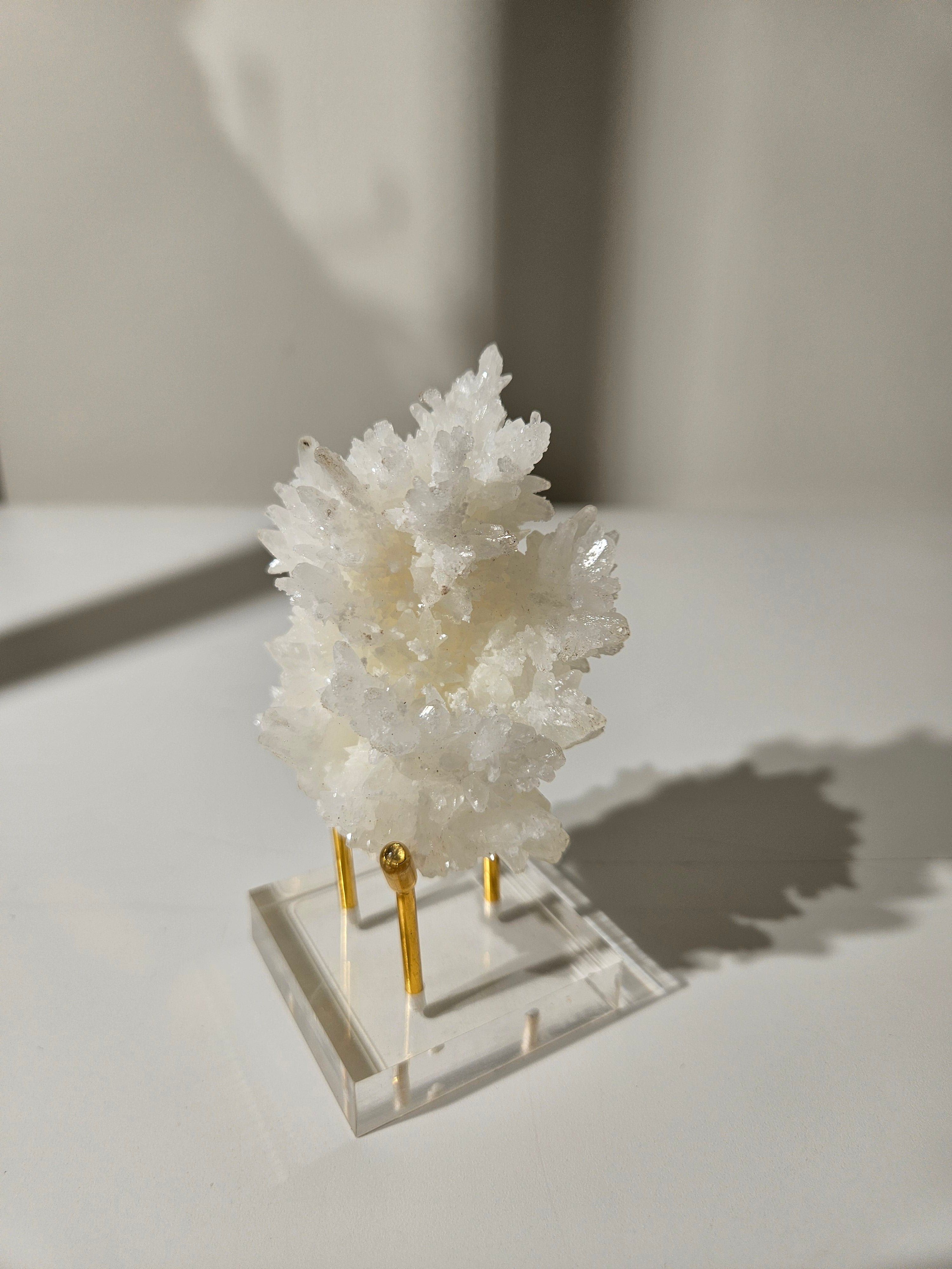 White Aragonite 005