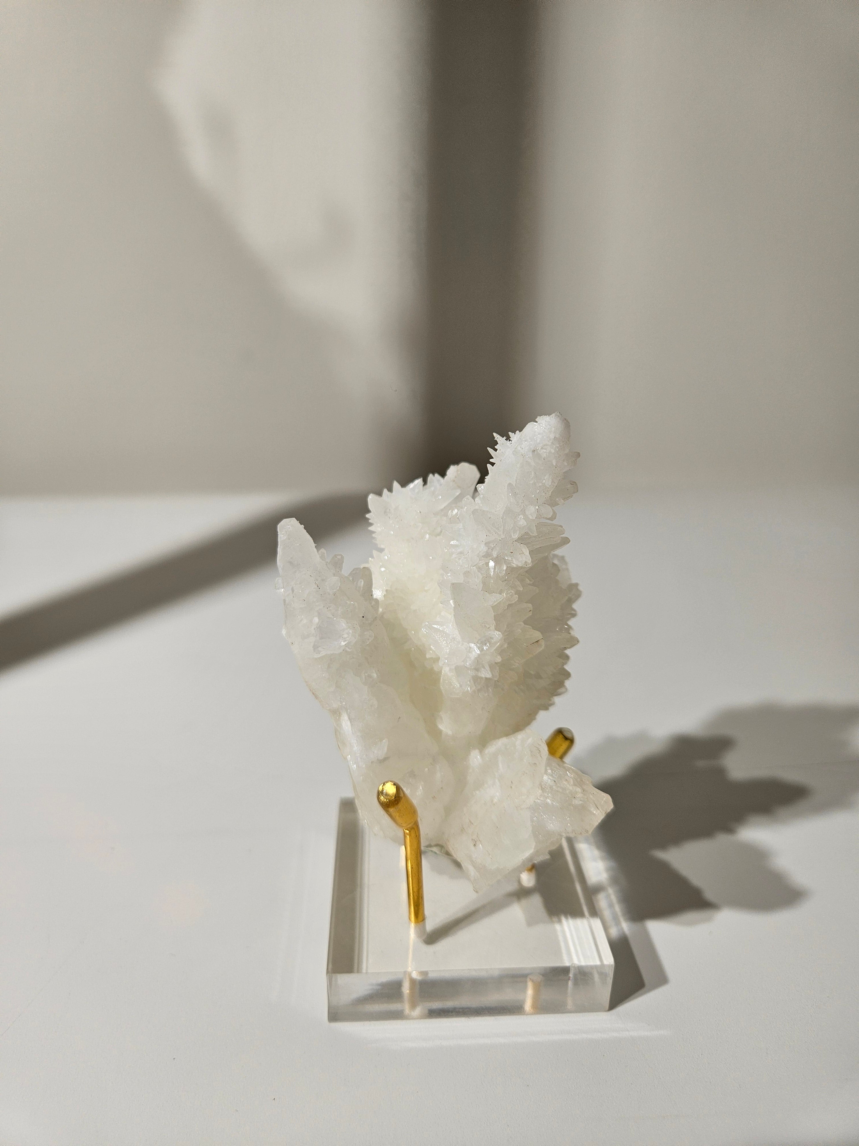 White Aragonite 006