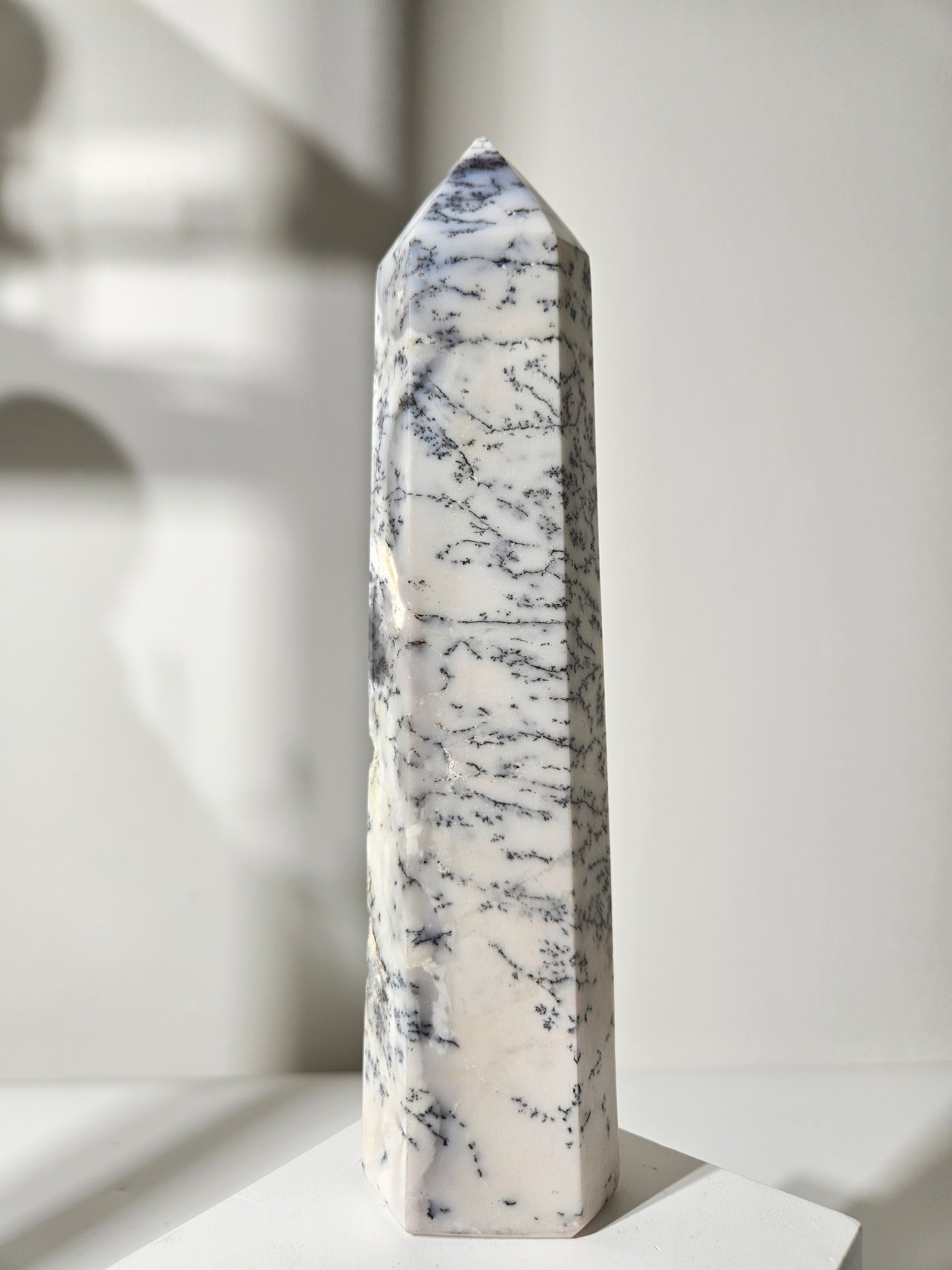 Dendritic Opal Tower 003