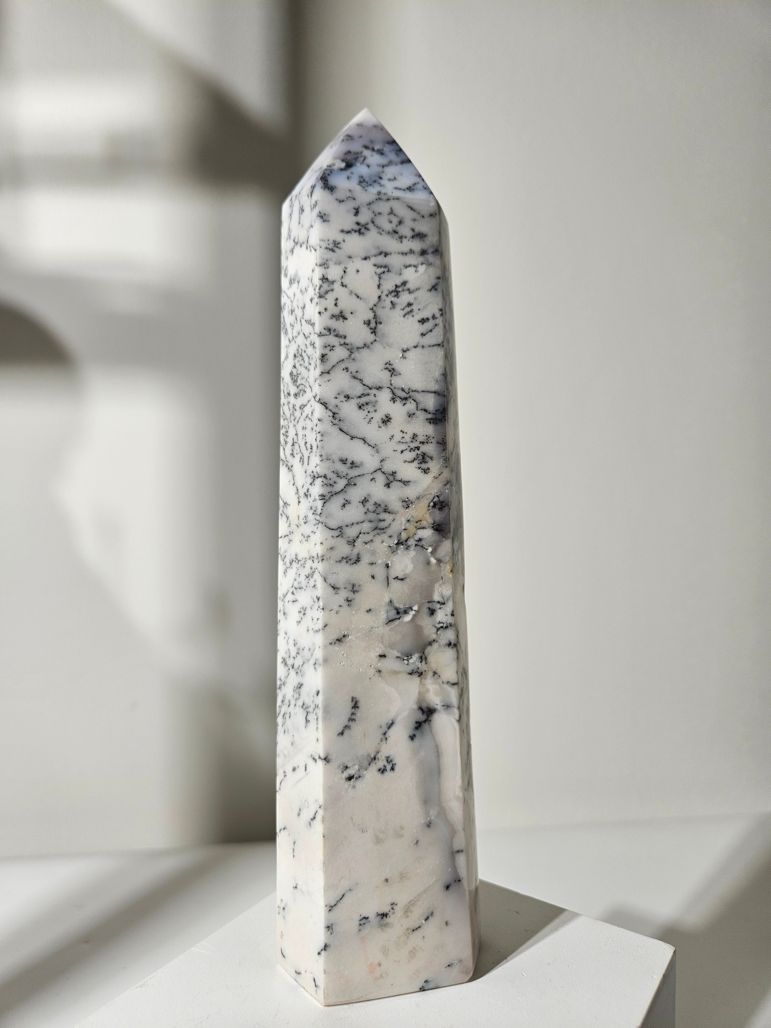 Dendritic Opal Tower 003