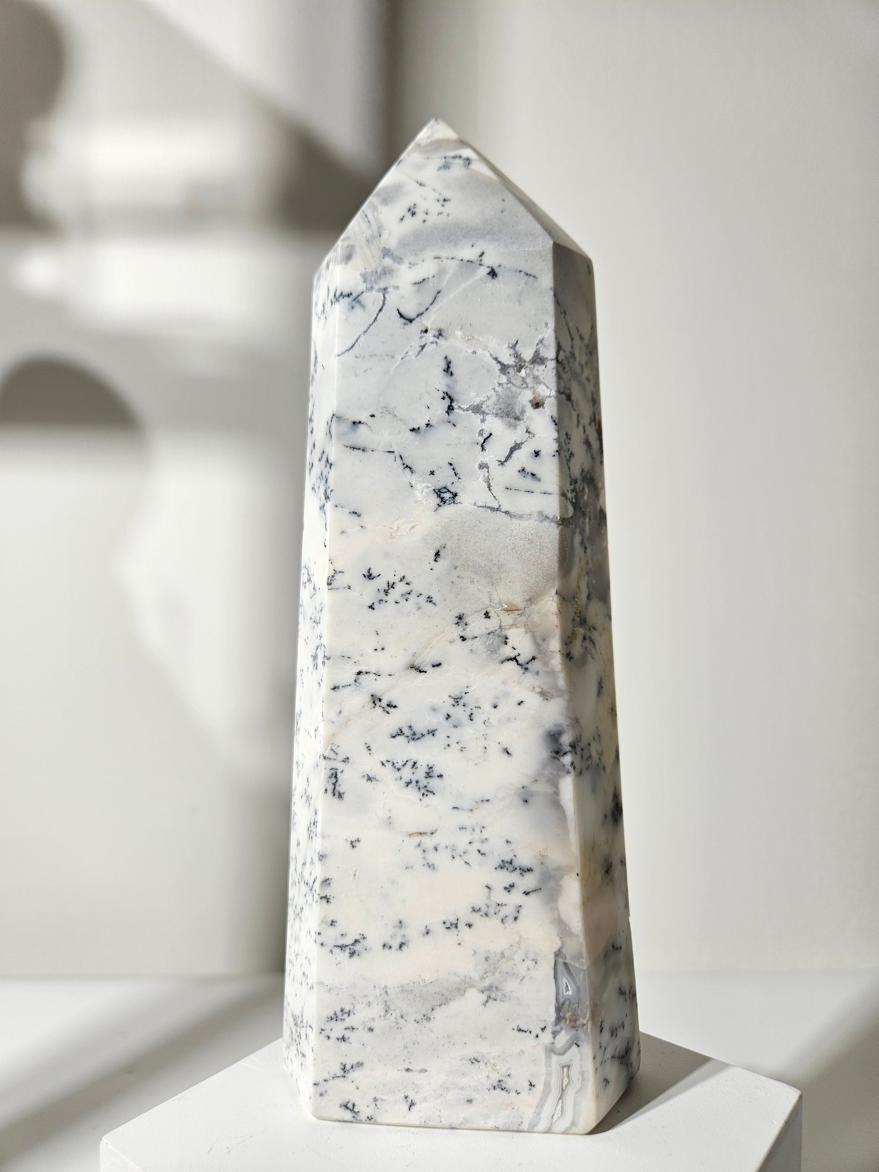 Dendritic Opal Tower 004